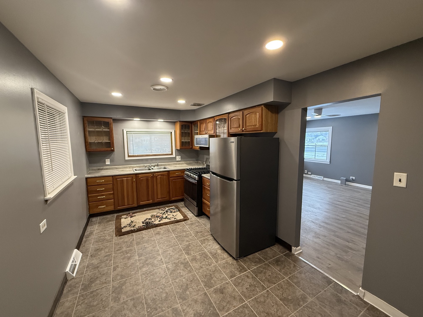 1945 West 163rd Street Markham, IL 60428 - Photo 4 of 17