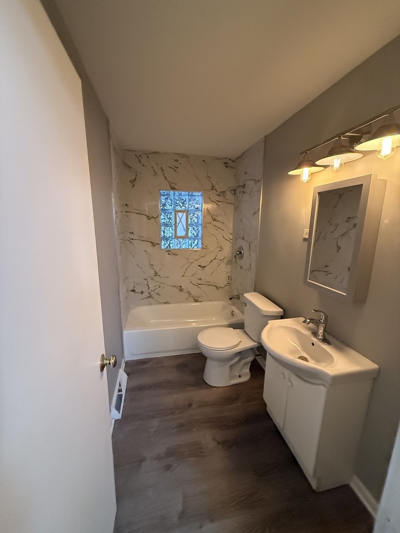 1945 West 163rd Street Markham, IL 60428 - Photo 8 of 17