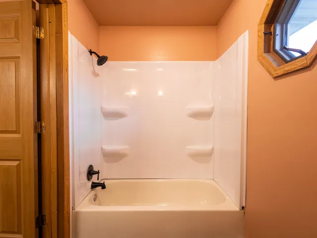 $225,000 | W12792 Uecker Street, Caroline, WI 54928