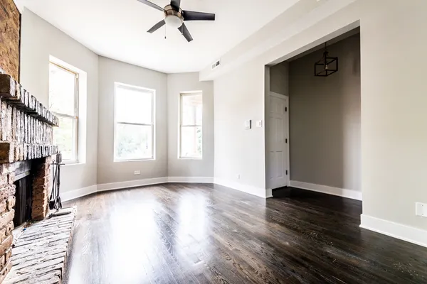 $3,000 | 1435 North Washtenaw Avenue, Unit 1, Chicago, IL 60622