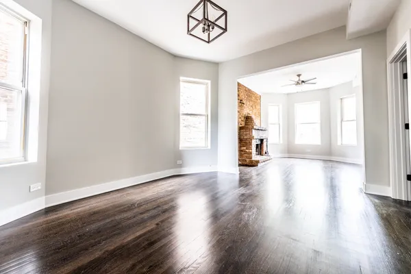 $3,000 | 1435 North Washtenaw Avenue, Unit 1, Chicago, IL 60622
