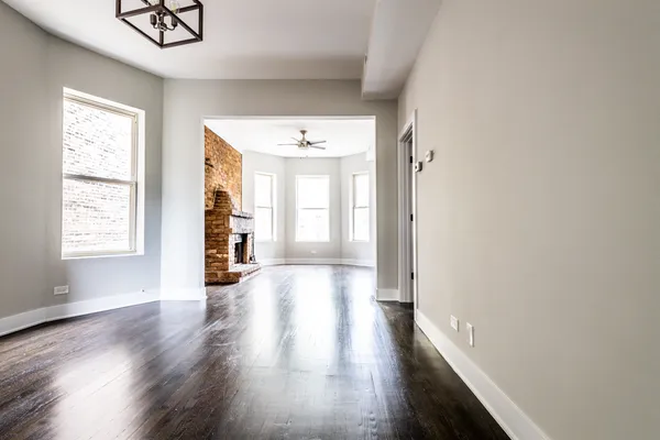 $3,000 | 1435 North Washtenaw Avenue, Unit 1, Chicago, IL 60622