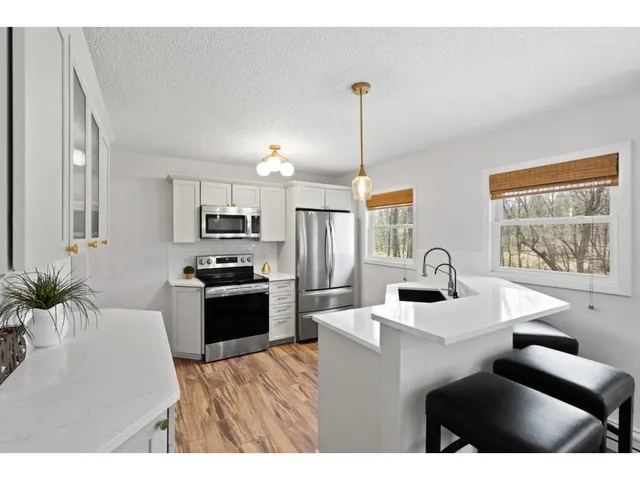 $3,200 | 25455 Nelsine Drive, Shorewood, MN 55331