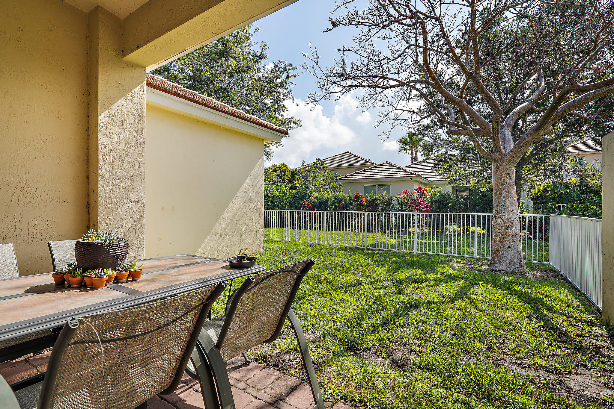205 Mulberry Grove Road Royal Palm Beach, FL 33411 - Photo 19 of 21 026-205MulberryGrove-RoyalPalmBeach-FL-s