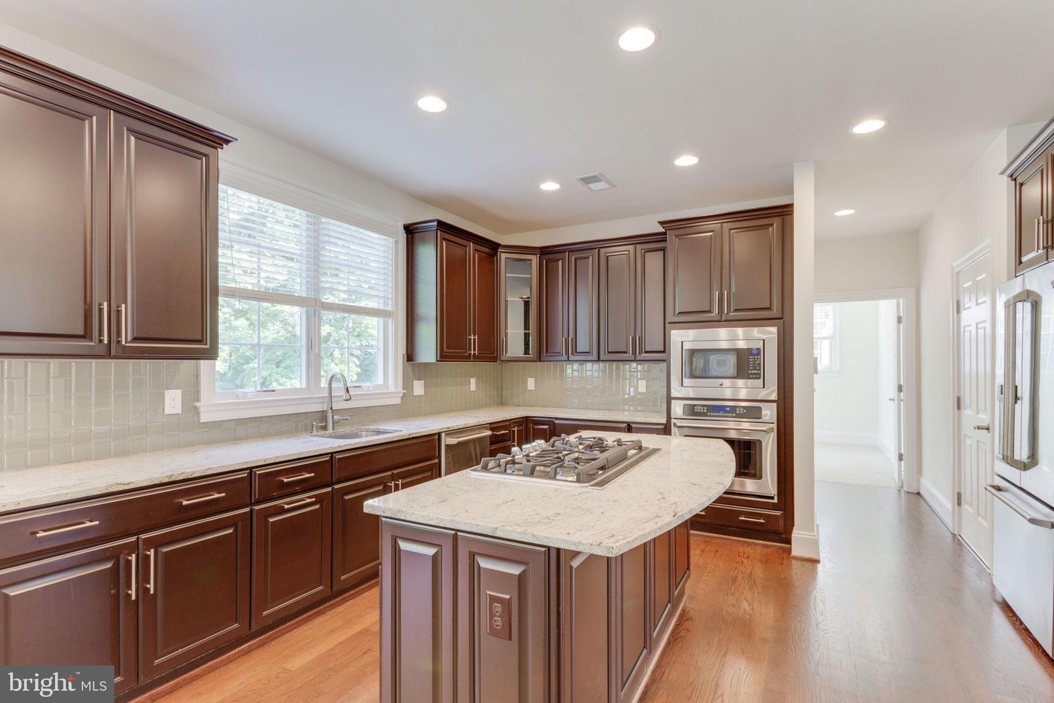 2730 Chain Bridge Road Vienna, VA 22181 - Photo 16 of 50 Gallery Image 16