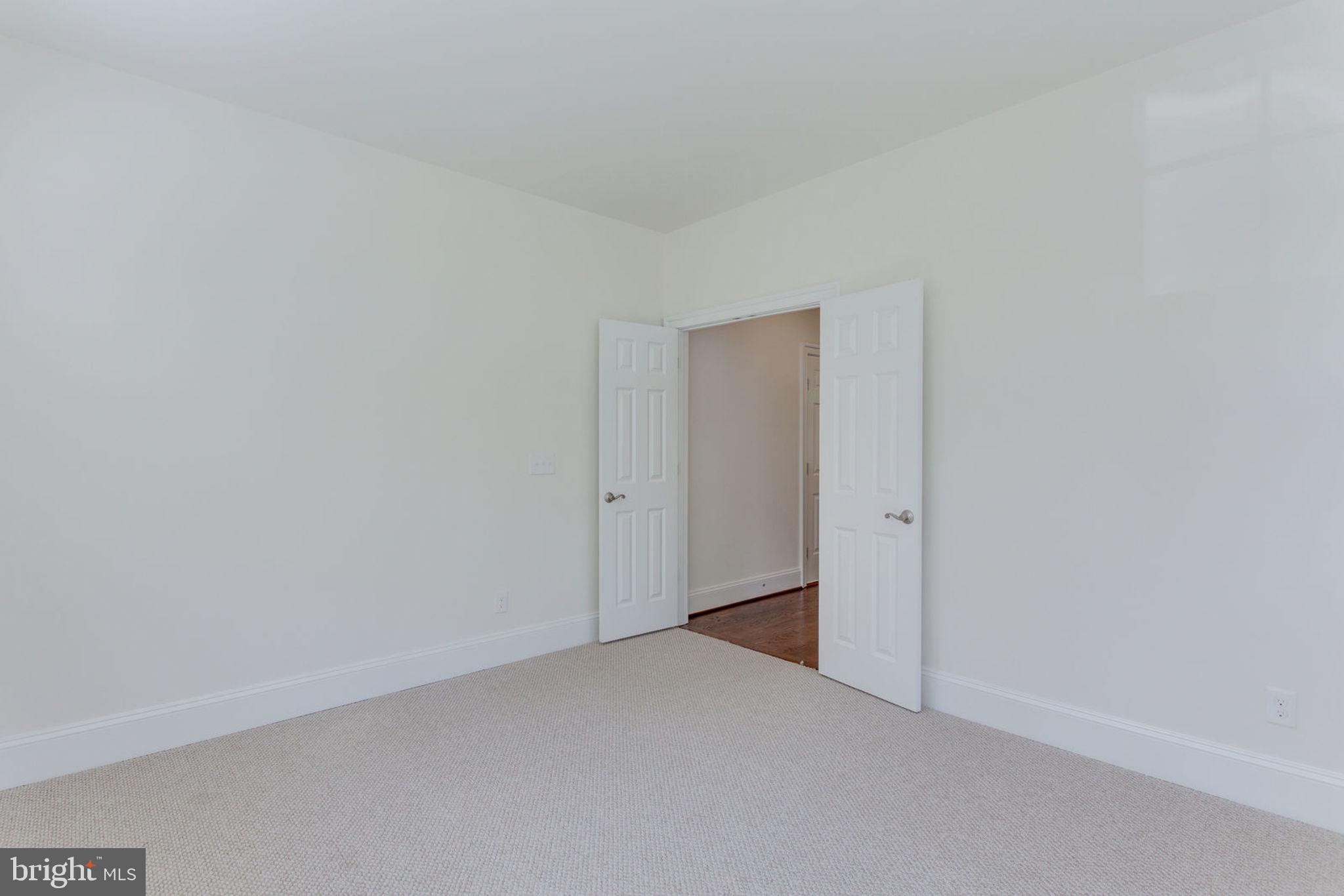 2730 Chain Bridge Road Vienna, VA 22181 - Photo 21 of 50 Gallery Image 21