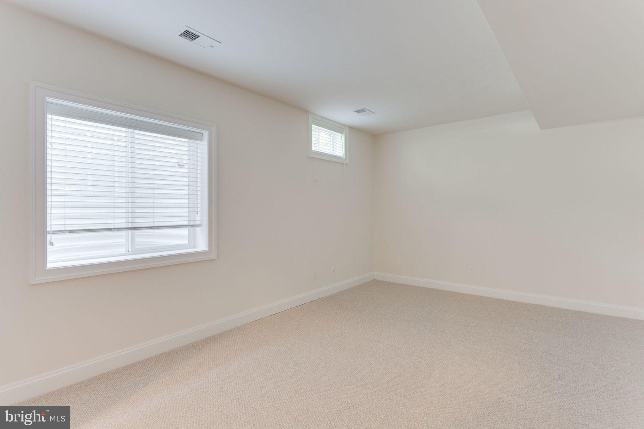 2730 Chain Bridge Road Vienna, VA 22181 - Photo 29 of 50 Gallery Image 29