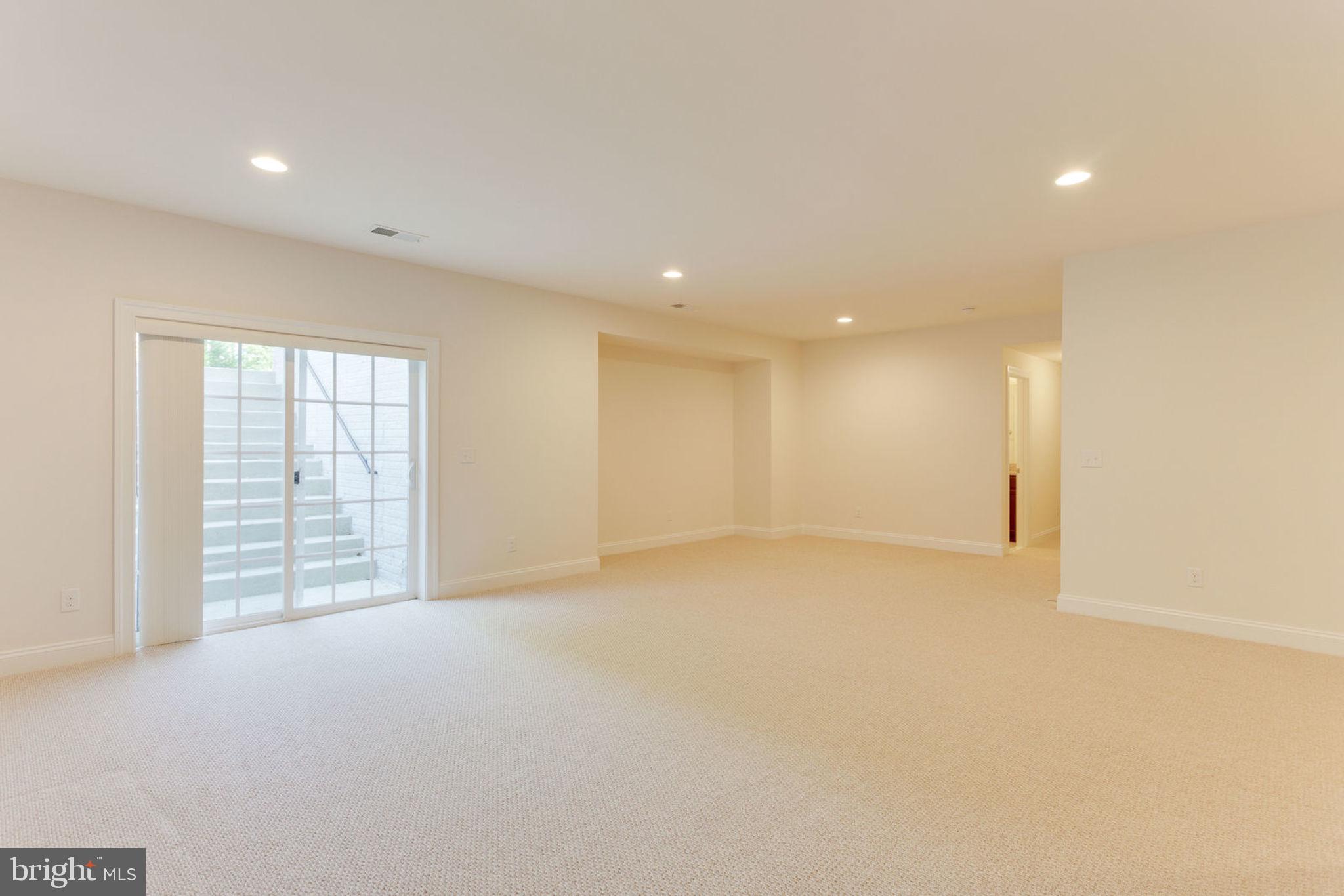 2730 Chain Bridge Road Vienna, VA 22181 - Photo 43 of 50 Gallery Image 43