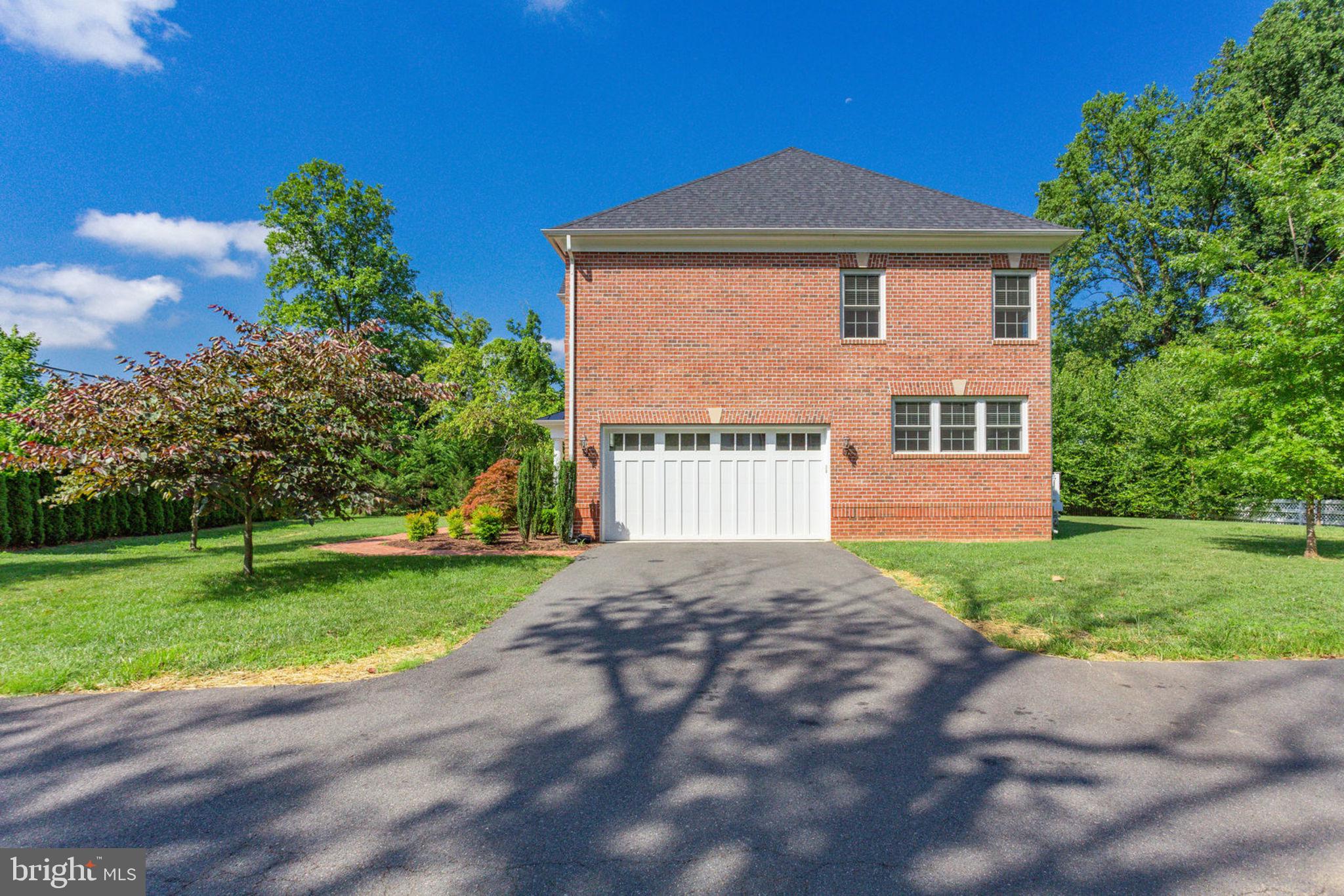 2730 Chain Bridge Road Vienna, VA 22181 - Photo 50 of 50 Gallery Image 50