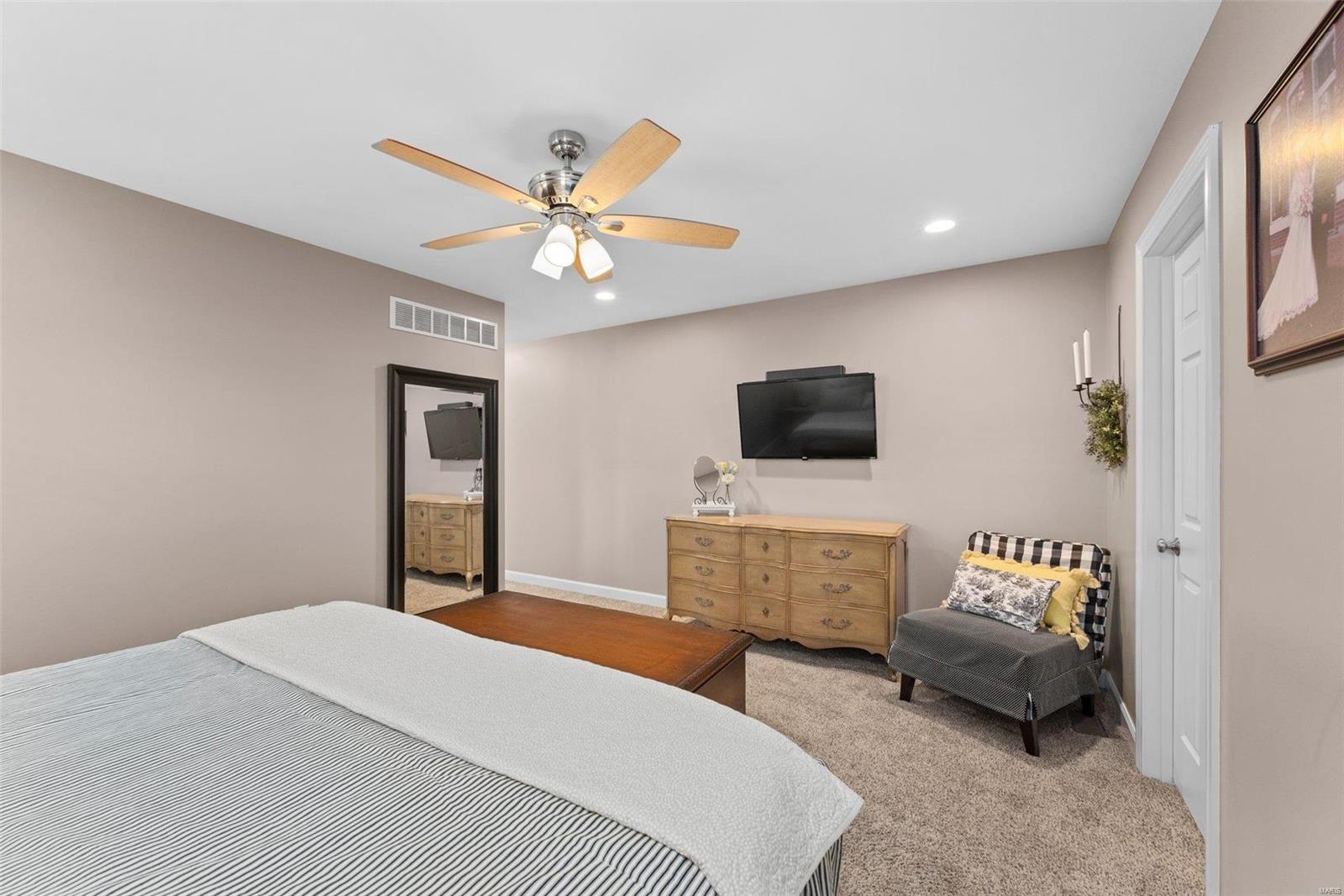 1617 St Peters Howell Road St. Peters, MO 63376 - Photo 14 of 38 Gallery Image 14