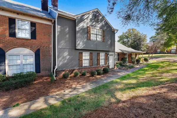 $296,900 | 6997 Fords Station Road, Unit 16, Germantown, TN 38138