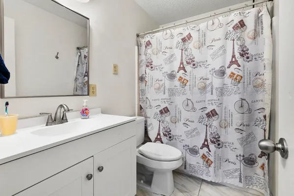 $296,900 | 6997 Fords Station Road, Unit 16, Germantown, TN 38138