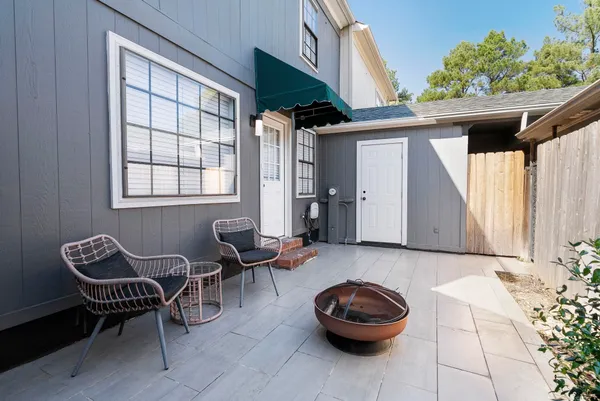 $296,900 | 6997 Fords Station Road, Unit 16, Germantown, TN 38138