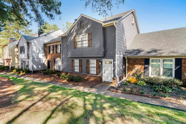 $296,900 | 6997 Fords Station Road, Unit 16, Germantown, TN 38138