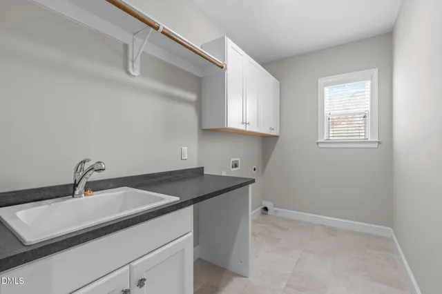 $1,425,000 | 3156 Curling Creek Drive, Apex, NC 27502