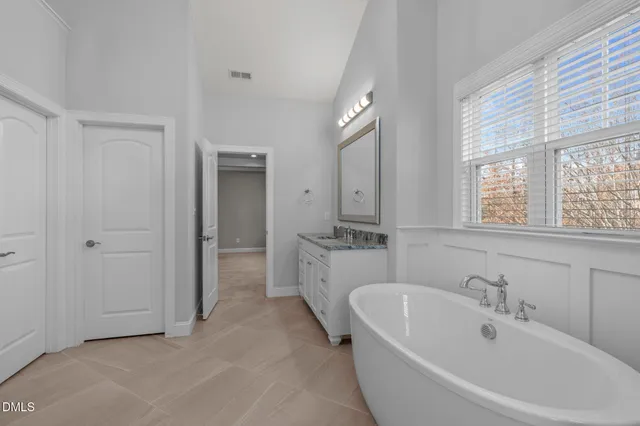 $1,425,000 | 3156 Curling Creek Drive, Apex, NC 27502