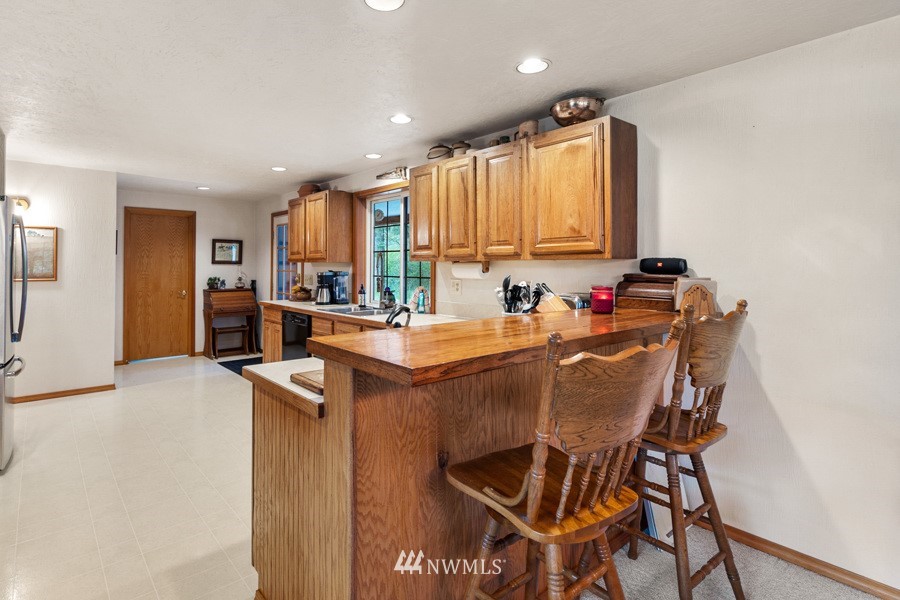 16825 Reichel Road Southeast Rainier, WA 98576 - Photo 27 of 36 Gallery Image 27