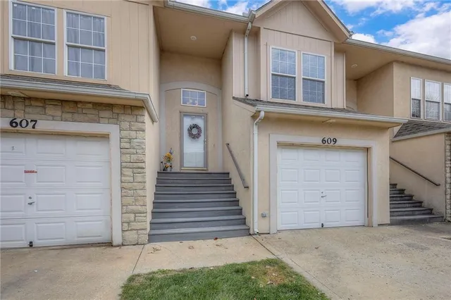 $237,000 | 609 South Woodson Lane, Gardner, KS 66030