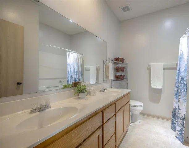 $237,000 | 609 South Woodson Lane, Gardner, KS 66030