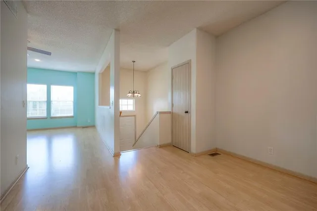 $237,000 | 609 South Woodson Lane, Gardner, KS 66030