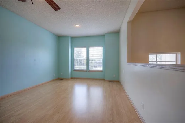 $237,000 | 609 South Woodson Lane, Gardner, KS 66030