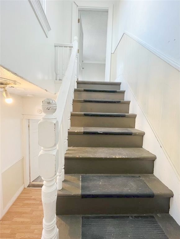 596 Smith Street Providence, RI 02908 - Photo 18 of 32