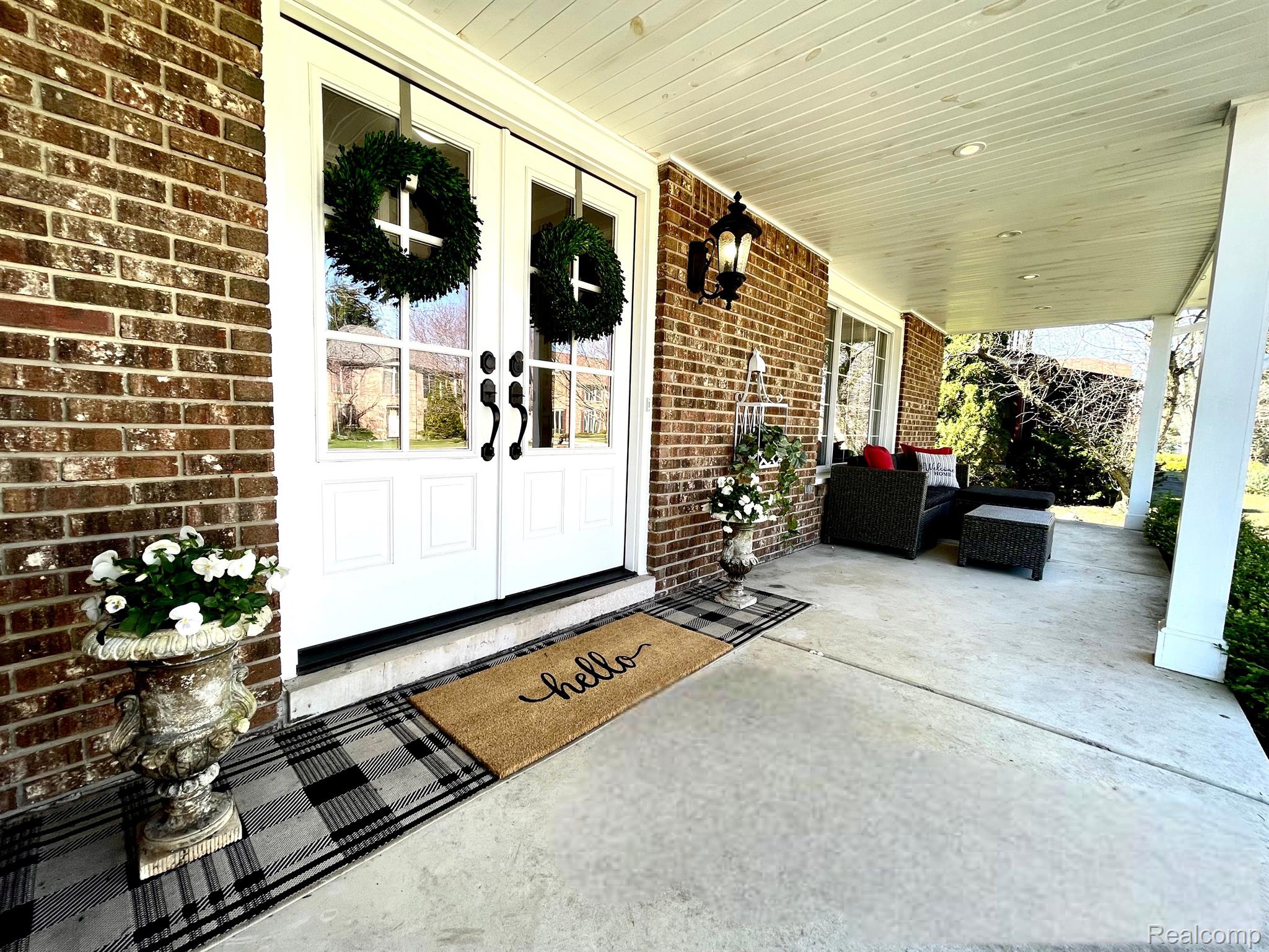 2725 Broadmoor Drive Rochester, MI 48309 - Photo 5 of 60 Front Porch Entry
