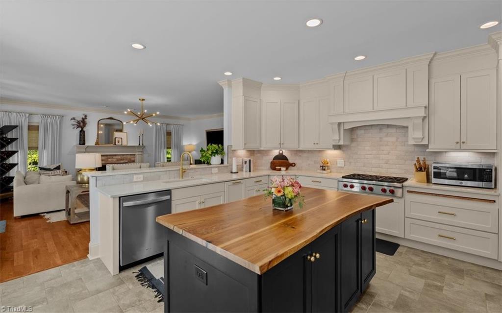 7376 Hidden View Drive Oak Ridge, NC 27310 - Photo 10 of 50 Gallery Image 10