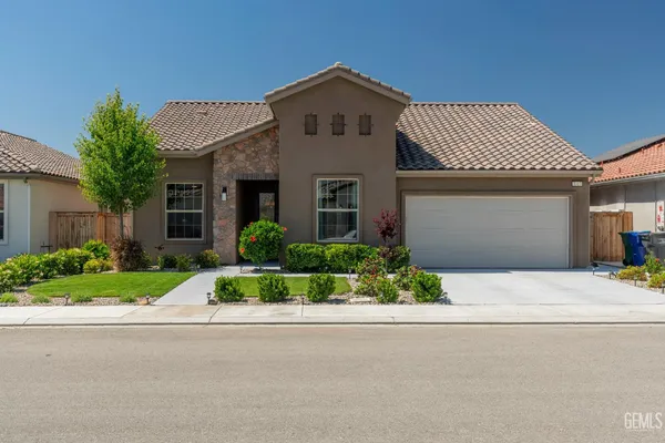 $450,000 | Undisclosed Address, Shafter, CA 93263