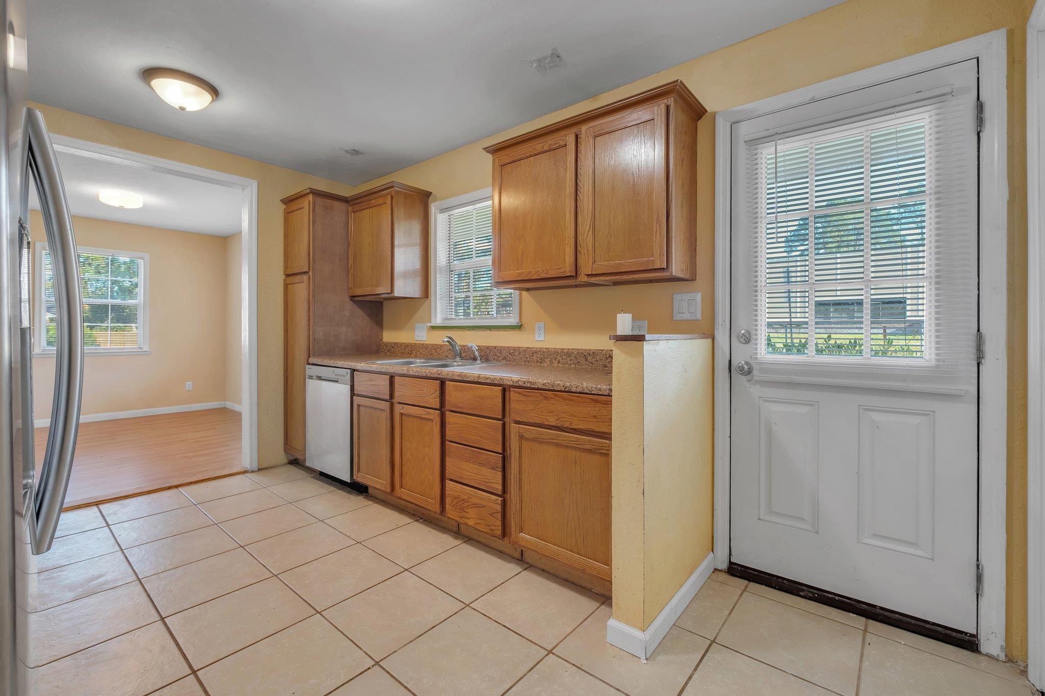2115 Jackson Bluff Road Tallahassee, FL 32304 - Photo 10 of 23