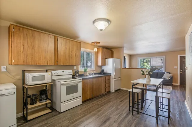 $380,000 | 727 East 9th Avenue, Spokane, WA 99202