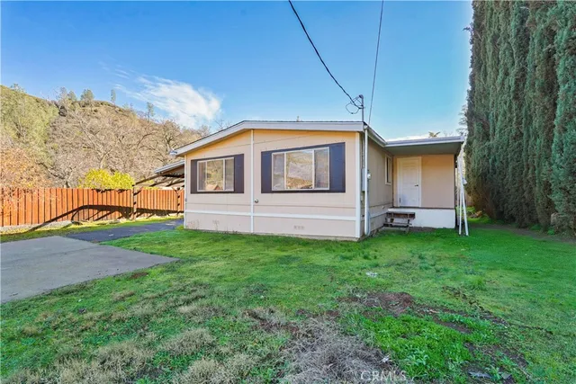 $180,000 | 16700 Fox Way, Clearlake Oaks, CA 95423