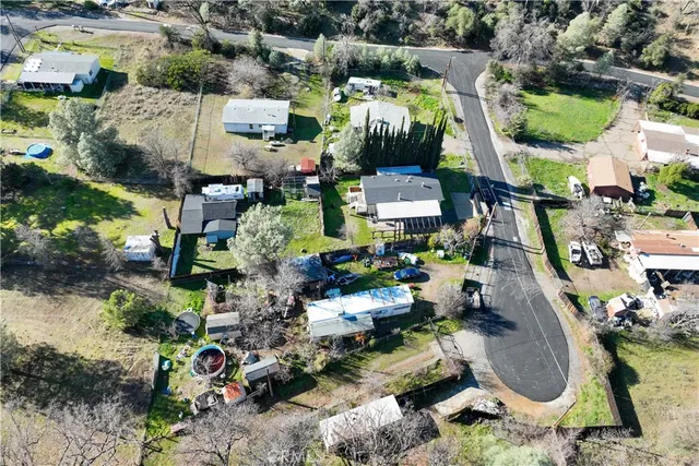 $180,000 | 16700 Fox Way, Clearlake Oaks, CA 95423