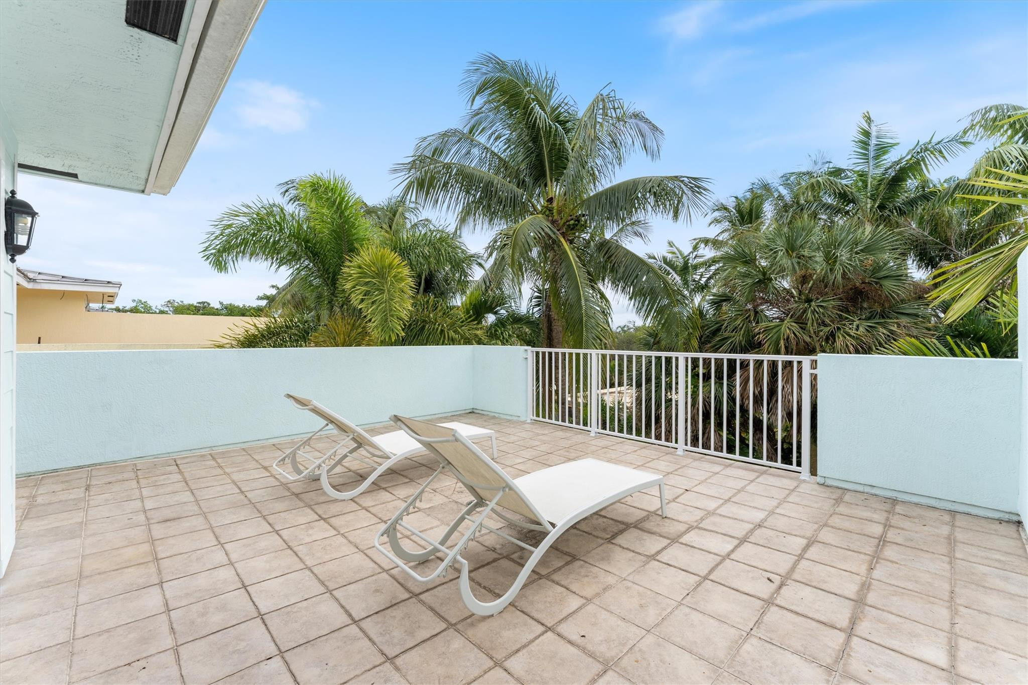 950 Southwest 7th Street, Unit 950 Fort Lauderdale, FL 33315 - Photo 32 of 42 a view of a terrace