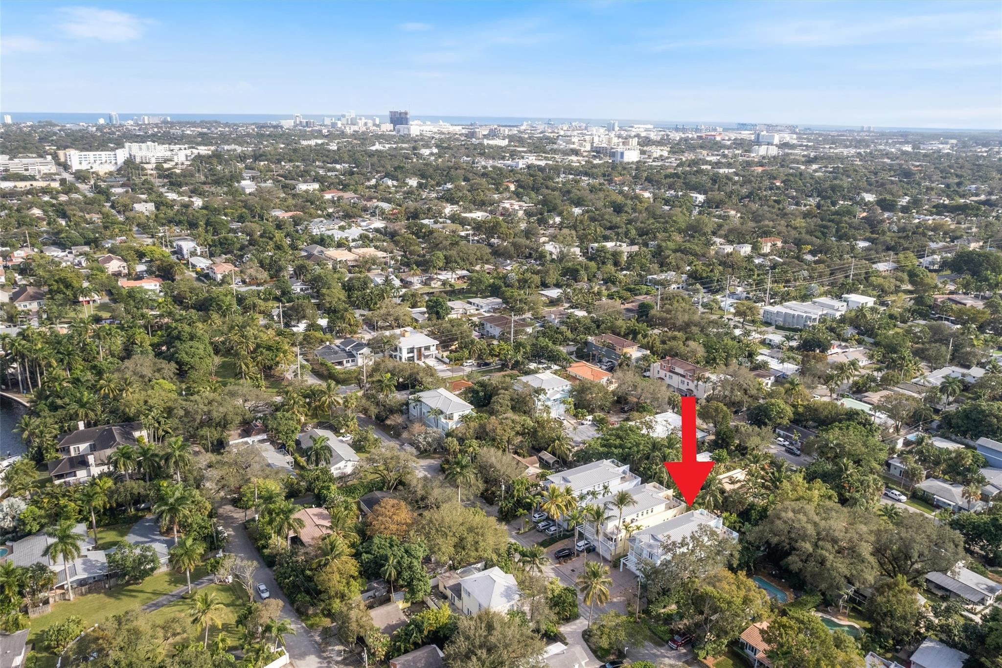 950 Southwest 7th Street, Unit 950 Fort Lauderdale, FL 33315 - Photo 39 of 42 a view of city and mountain