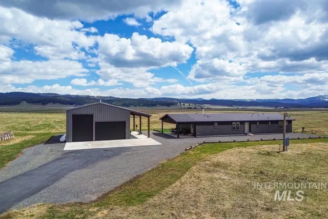 $1,279,000 | 13100 Farm To Market Road, McCall, ID 83638