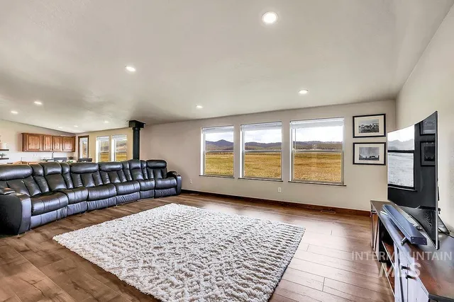 $1,279,000 | 13100 Farm To Market Road, McCall, ID 83638