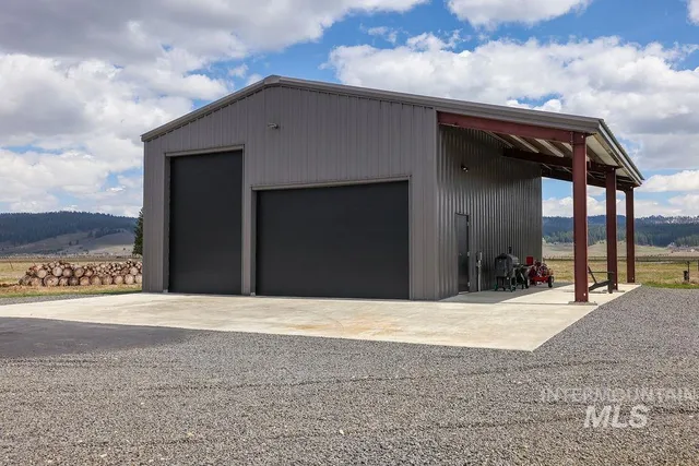 $1,279,000 | 13100 Farm To Market Road, McCall, ID 83638