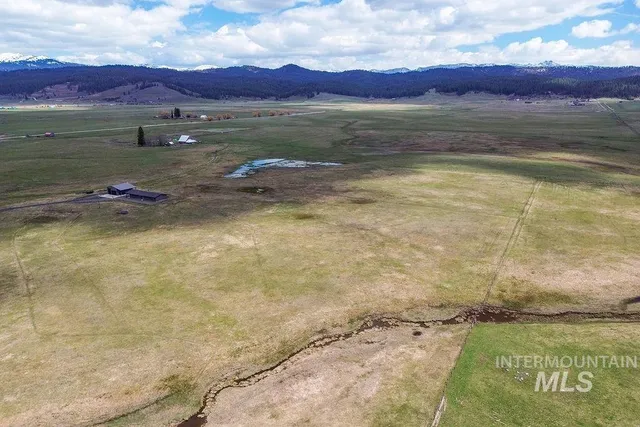 $1,279,000 | 13100 Farm To Market Road, McCall, ID 83638