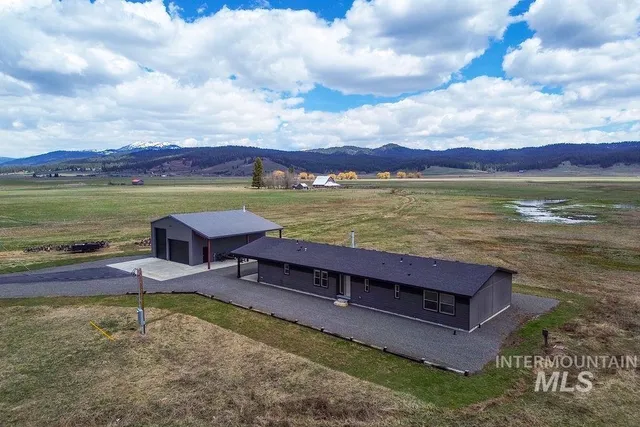 $1,279,000 | 13100 Farm To Market Road, McCall, ID 83638