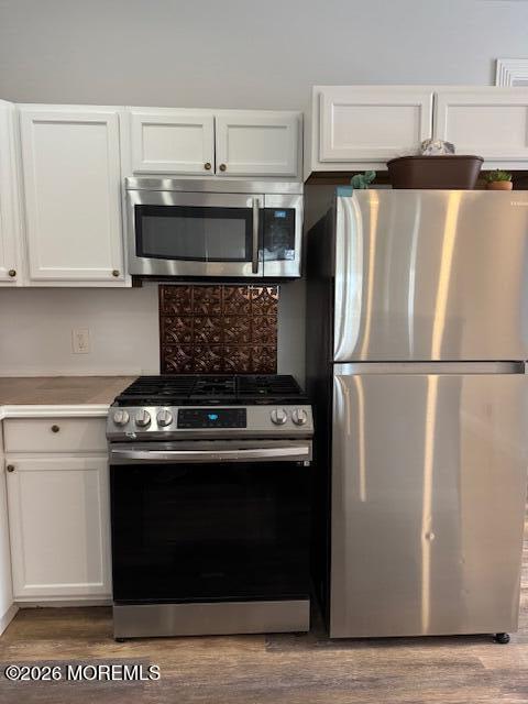 9 Locust Avenue Red Bank, NJ 07701 - Photo 9 of 32 lo21