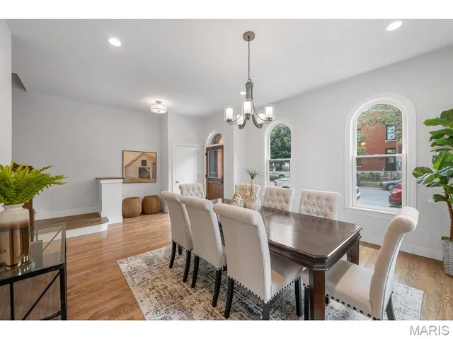 $1,275,000 | 2205 Hickory Street, St. Louis, MO 63104