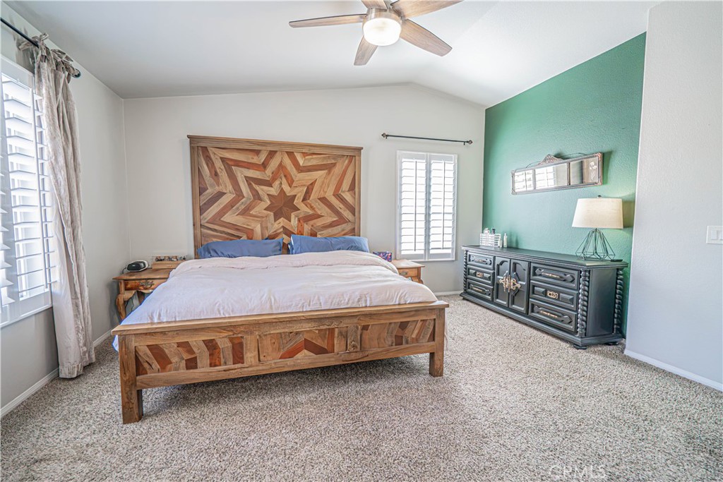 28235 Springvale Lane Castaic, CA 91384 - Photo 20 of 54