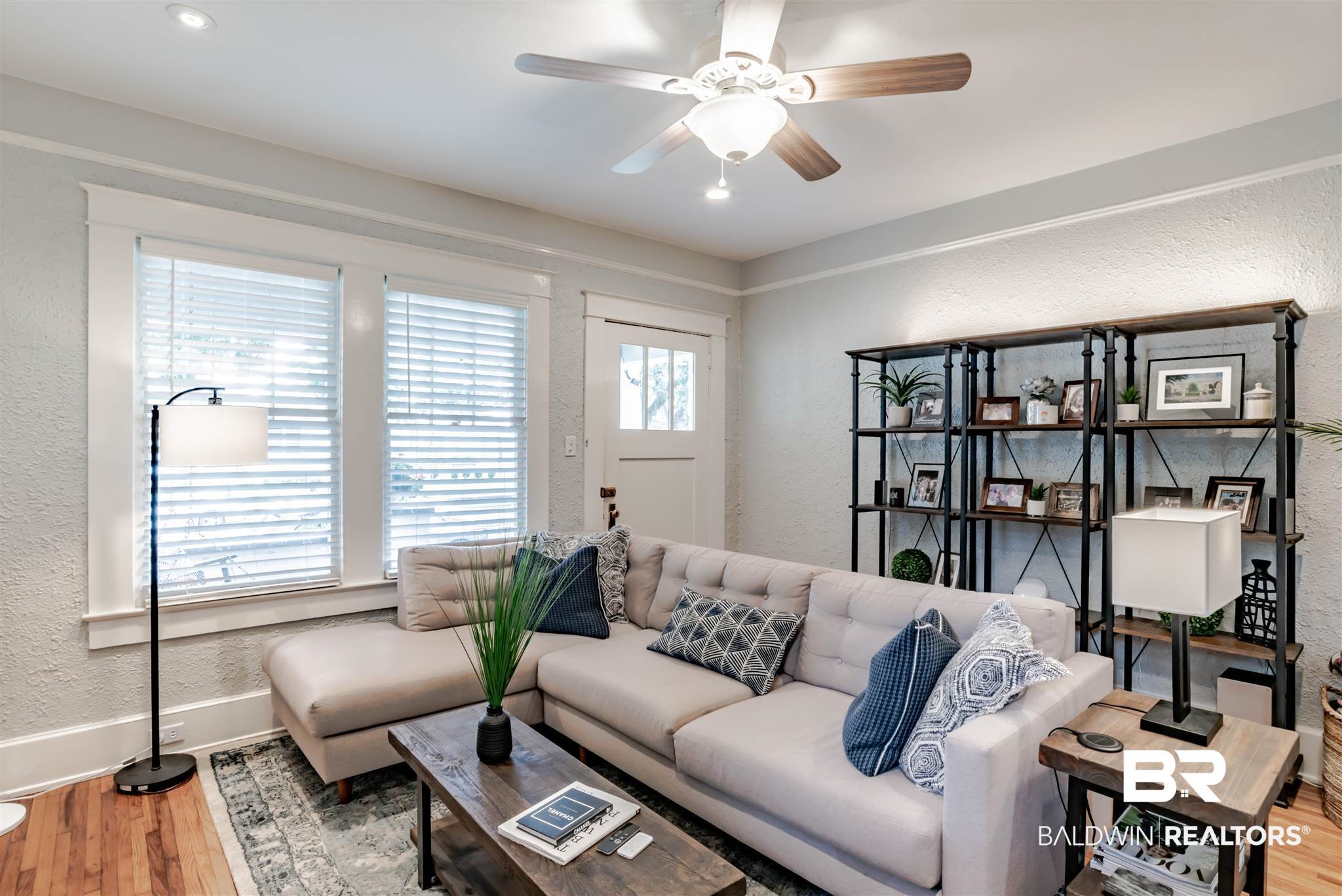164 Williams Street Mobile, AL 36606 - Photo 4 of 32