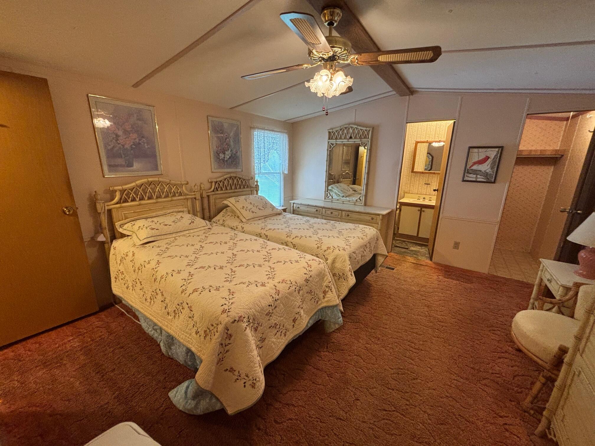 152 Northeast 15th Terrace Stuart, FL 34994 - Photo 12 of 20 IMG_4393