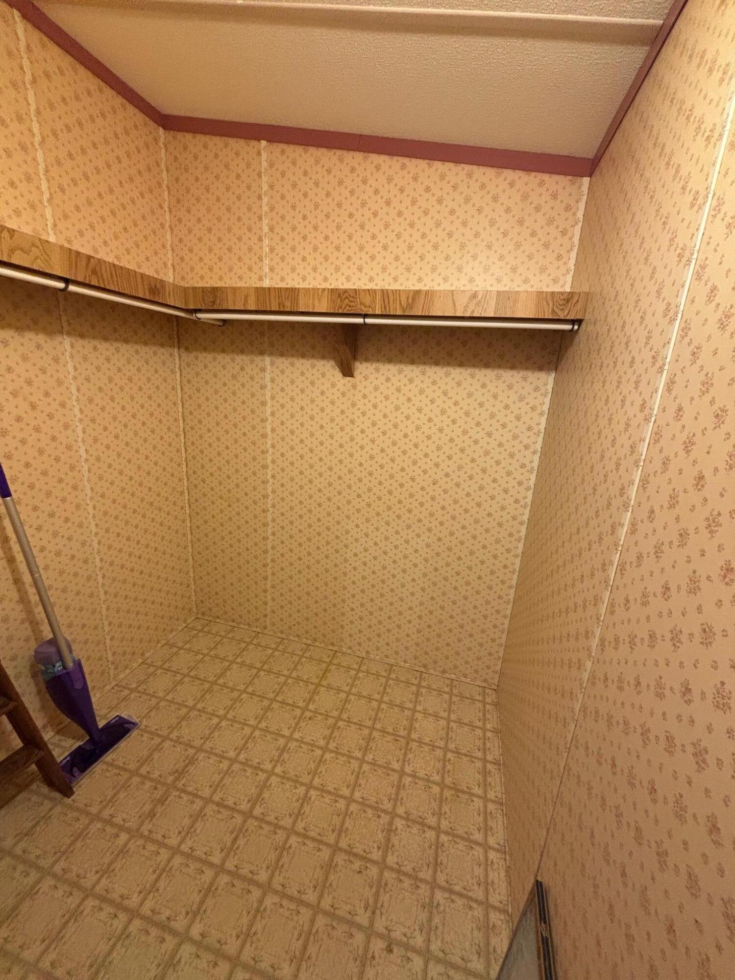 152 Northeast 15th Terrace Stuart, FL 34994 - Photo 14 of 20 IMG_4394