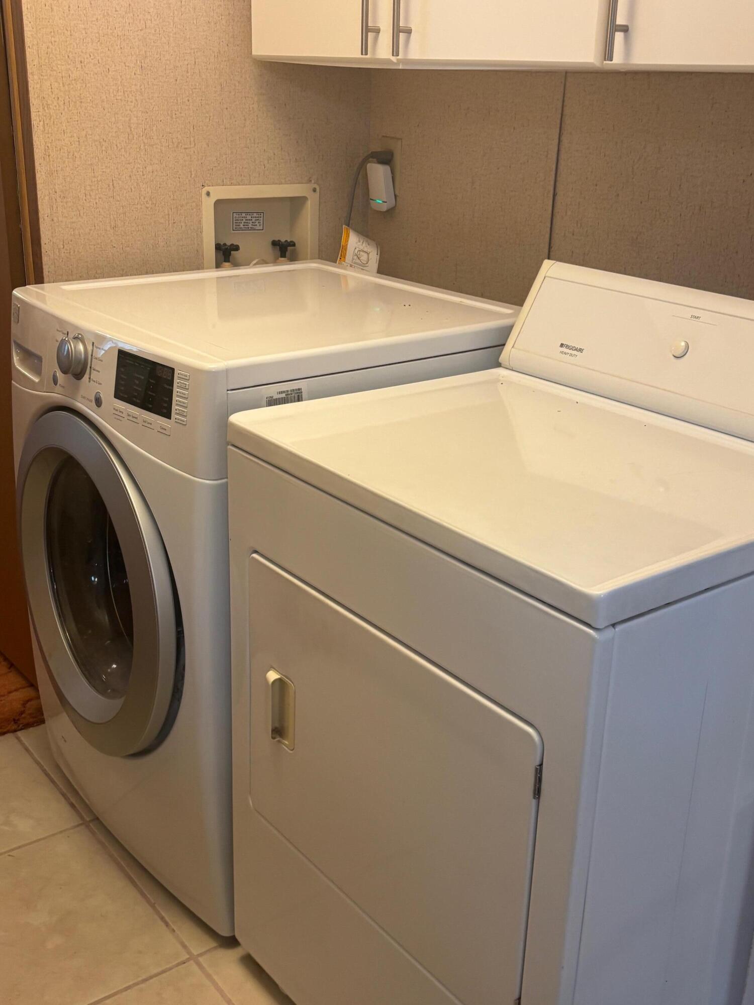 152 Northeast 15th Terrace Stuart, FL 34994 - Photo 18 of 20 IMG_4391