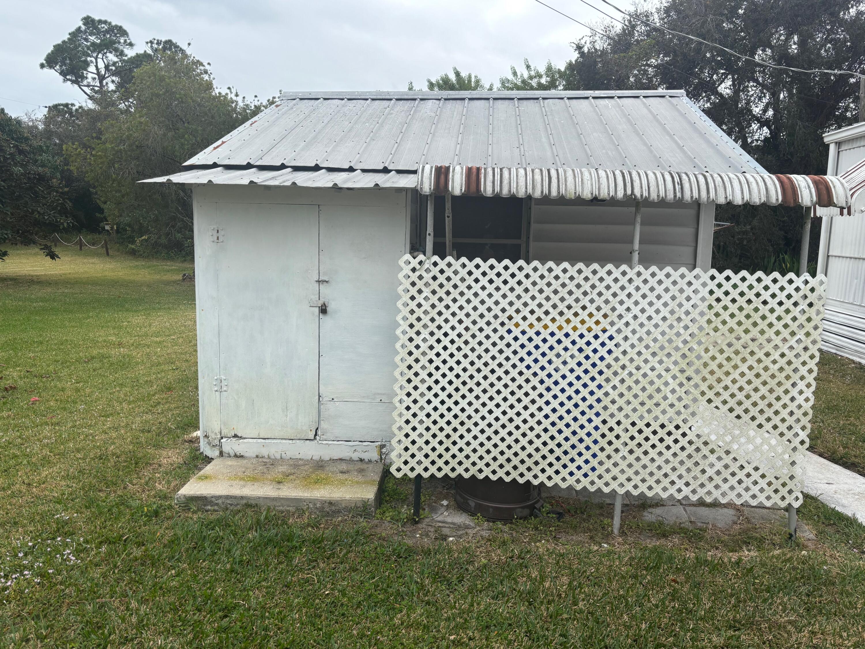 152 Northeast 15th Terrace Stuart, FL 34994 - Photo 20 of 20 IMG_4401