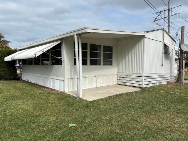 $173,250 | 152 Northeast 15th Terrace, Stuart, FL 34994