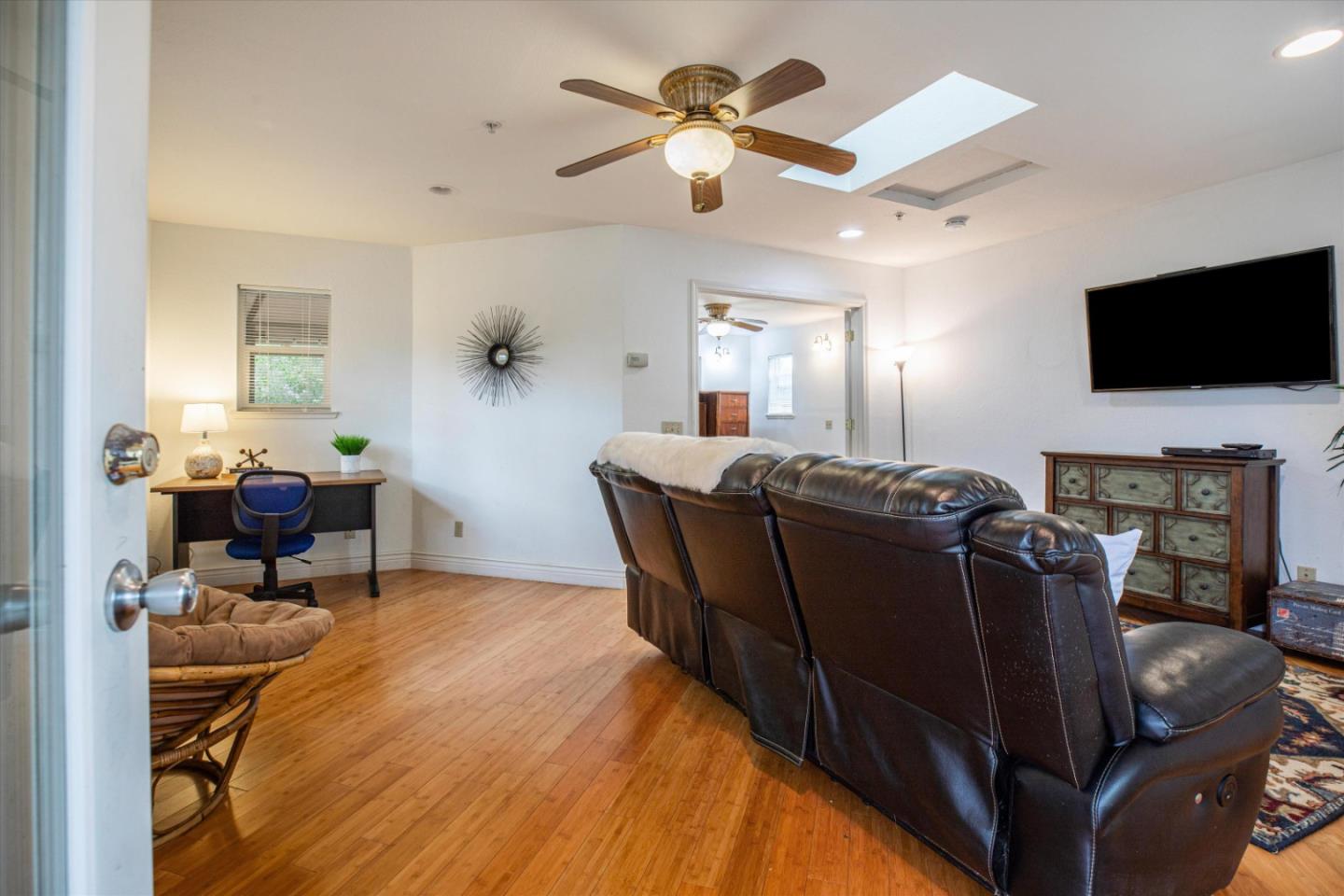 6333 Tustin Road Salinas, CA 93907 - Photo 24 of 88 a living room with furniture and a flat screen tv